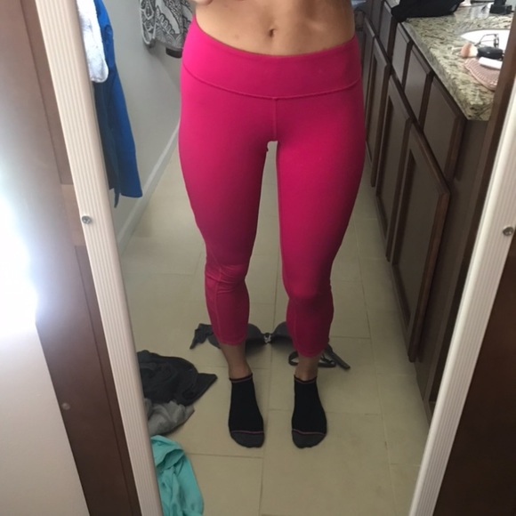 Hot pink leggings 23 inch inseam - Picture 2 of 8